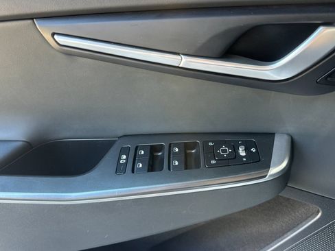 Used 2024 Kia EV6 Light RWD image 11