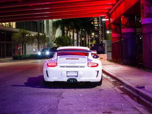 Used 2010 Porsche 911 GT3 RS image 21