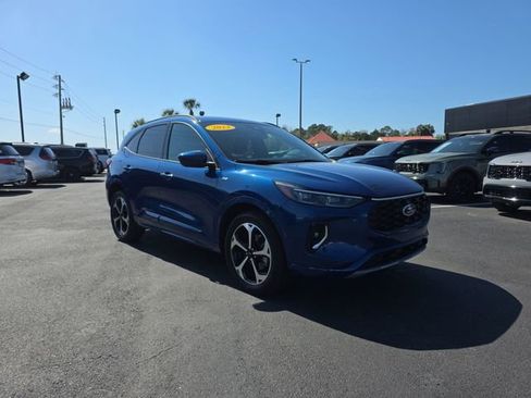 Used 2023 Ford Escape ST-Line Elite w/ Premium Technology Package image 16