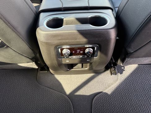 Used 2023 GMC Yukon Denali image 14