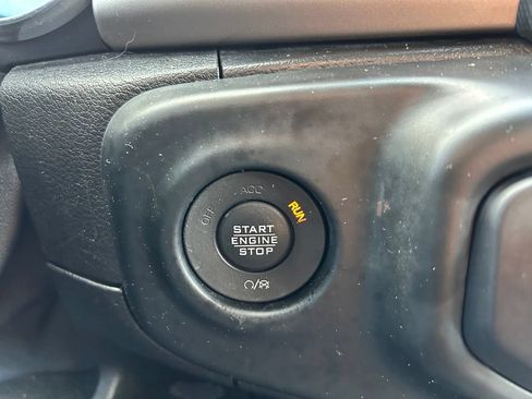 Used 2020 Jeep Wrangler Unlimited Sport AWD/4WD image 25