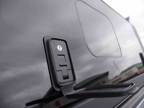 Used 2025 Ford F150 Platinum w/ Equipment Group 702A High image 18