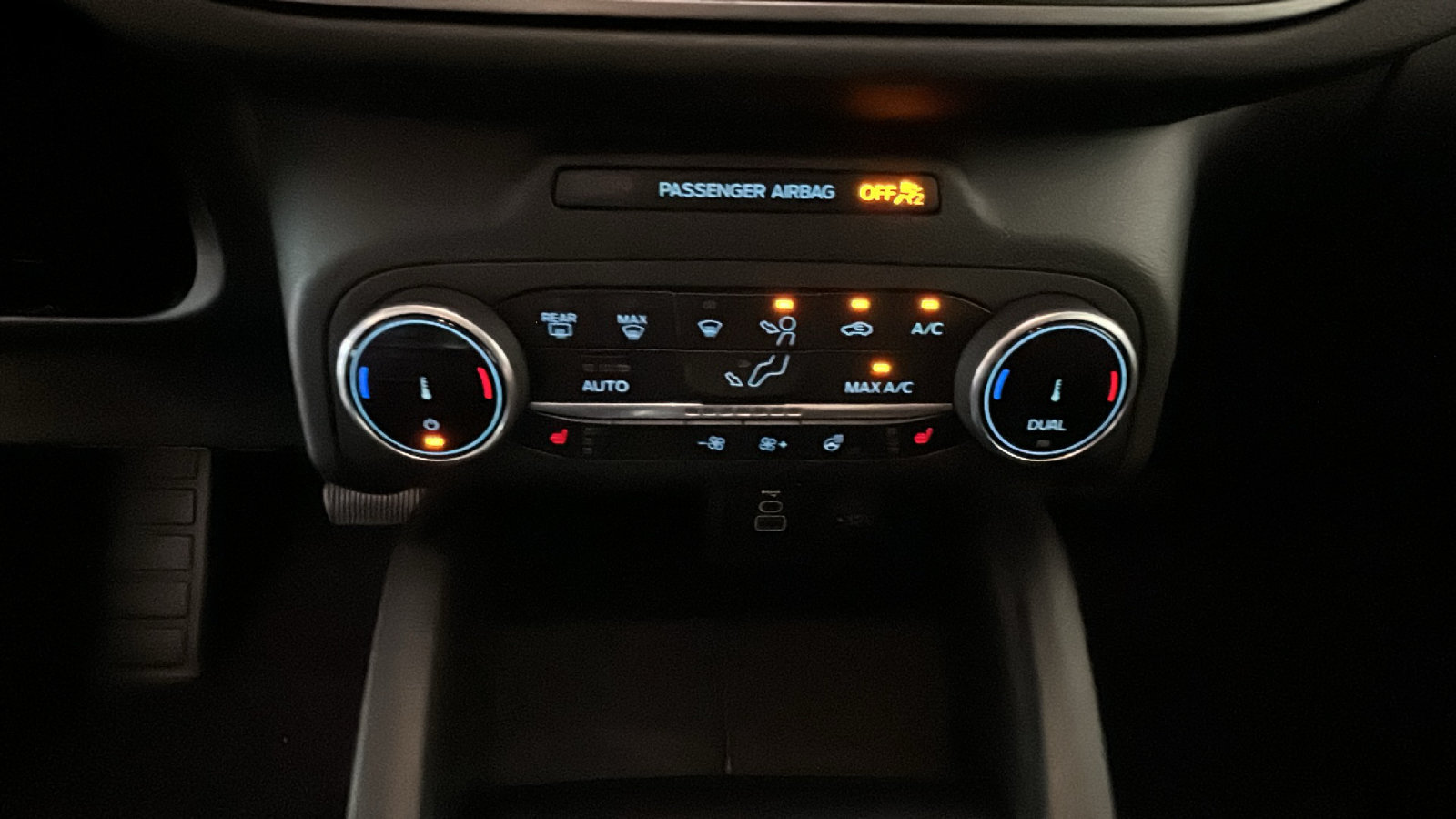 Used 2024 Ford Escape Active AWD/4WD image 25