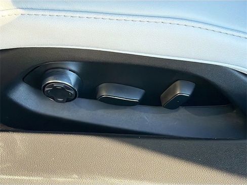 Used 2025 Chevrolet Corvette E-Ray w/ Stealth Interior Trim Package image 22