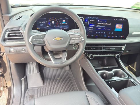 New 2026 Chevrolet Traverse LT w/ Driver Confidence Package FWD image 11