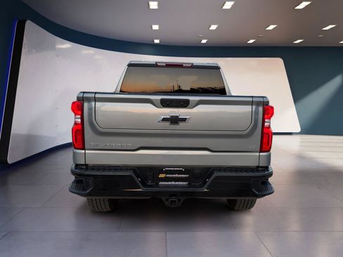Used 2026 Chevrolet Silverado 1500 LT Trail Boss AWD/4WD image 4