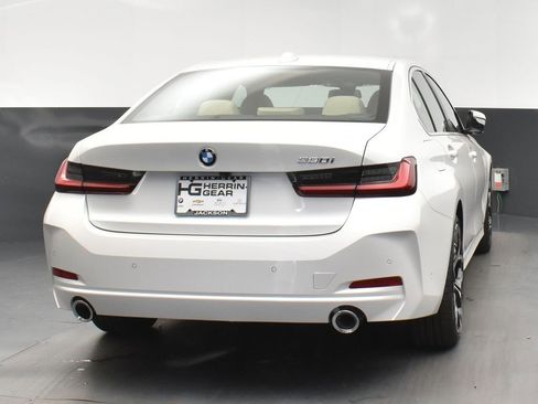 Certified 2025 BMW 330i Sedan w/ Premium Package image 7