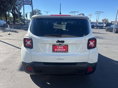 Certified 2020 Jeep Renegade Altitude image 6