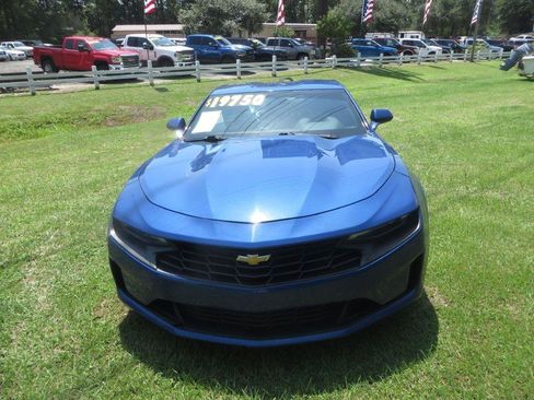 Used 2022 Chevrolet Camaro LT RWD image 3
