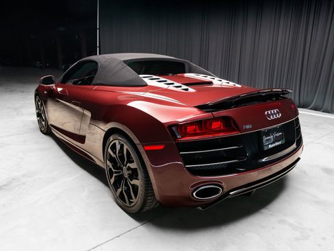Used 2011 Audi R8 V10 image 69