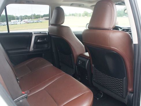 Used 2016 Toyota 4Runner Limited AWD/4WD image 22