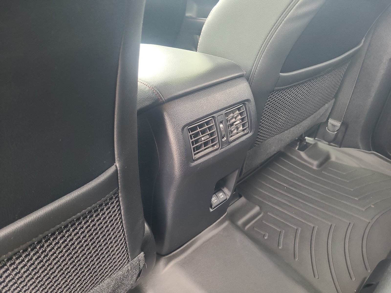 Used 2021 Toyota 4Runner TRD Off-Road Premium w/ Moonroof Package AWD/4WD image 31