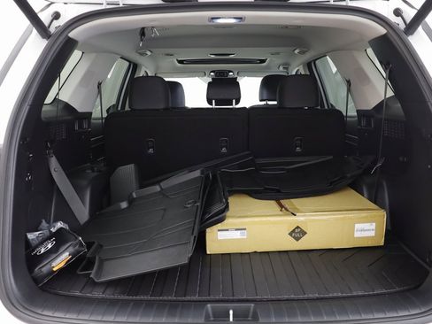 Used 2024 Hyundai Palisade SEL image 18