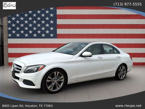 Used 2015 Mercedes-Benz C 300 Sedan image 4