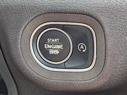 Used 2020 Mercedes-Benz GLE 350 4MATIC image 17