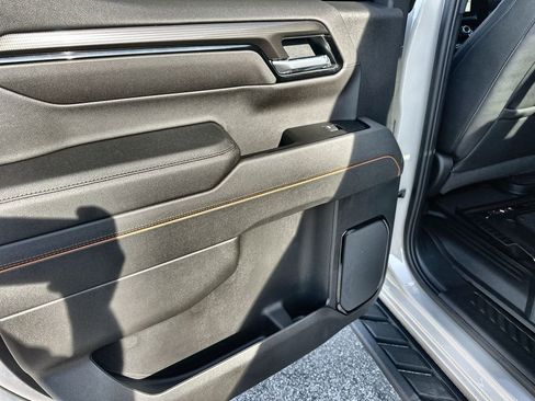 New 2026 GMC Sierra 1500 AT4 w/ AT4 Premium Package AWD/4WD image 15