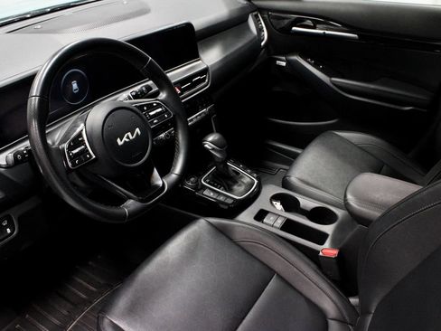 Used 2025 Kia Seltos SX AWD/4WD image 24