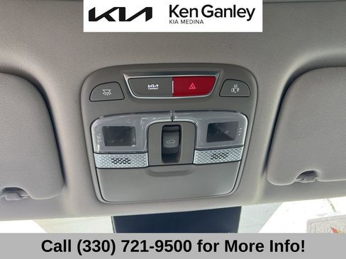 Certified 2024 Kia Telluride EX w/ EX Captain's Chair Package FWD image 41