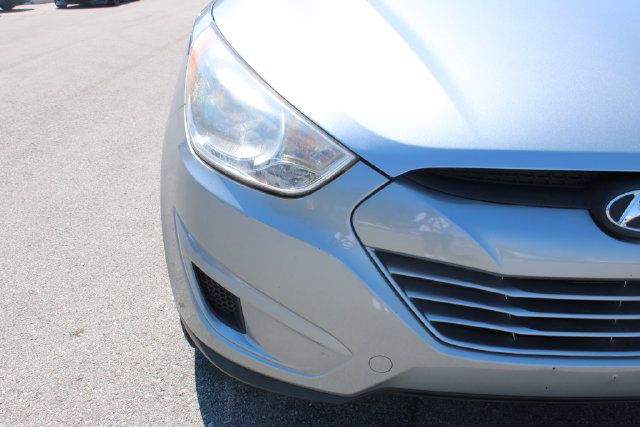 Used 2011 Hyundai Tucson GLS FWD image 35