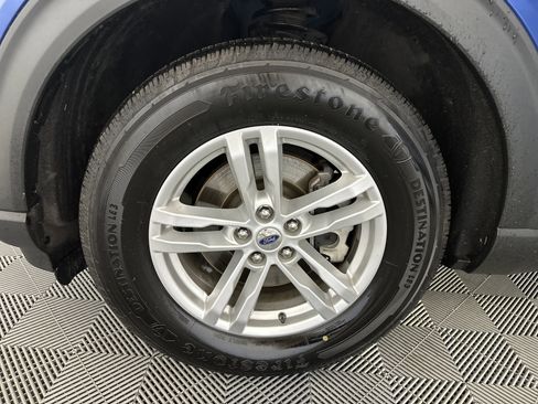 Used 2021 Ford Explorer XLT image 13