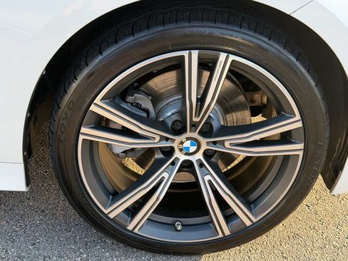 Used 2023 BMW 330i Sedan w/ Convenience Package RWD image 19
