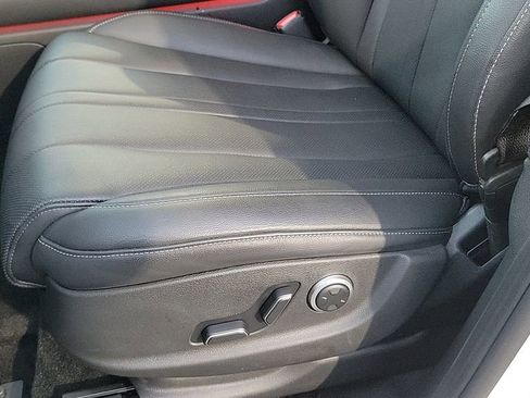 Used 2025 Genesis GV80 2.5T Standard image 34