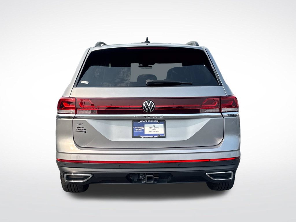 Used 2024 Volkswagen Atlas SE FWD image 4
