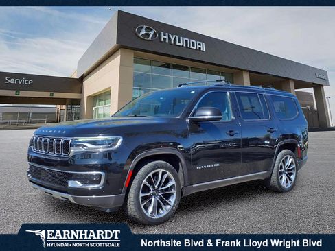Used 2022 Jeep Wagoneer Series III w/ Premium Group I AWD/4WD image 1