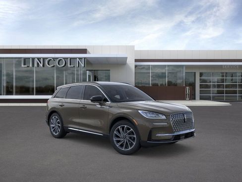 New 2025 Lincoln Corsair AWD w/ Equipment Group 101A image 7