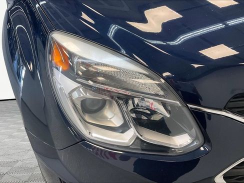 Used 2017 Chevrolet Equinox LS w/ LPO, Protection Package FWD image 30
