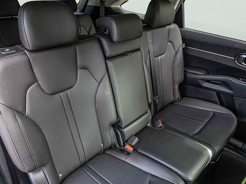 Certified 2026 Kia Sorento S FWD image 24