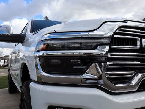 Used 2025 RAM 2500 Laramie image 5