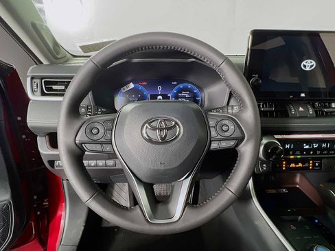 New 2025 Toyota RAV4 Limited image 8