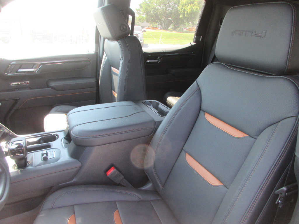New 2026 GMC Sierra 1500 AT4 w/ AT4 Premium Package AWD/4WD image 14