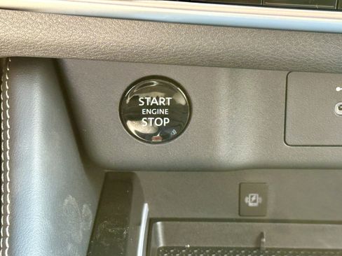 New 2026 Nissan Rogue Platinum image 34