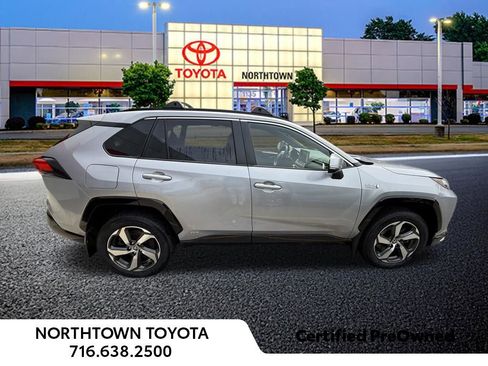 Used 2023 Toyota RAV4 SE w/ Weather & Moonroof Package AWD/4WD image 13