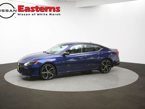 Used 2023 Nissan Altima 2.5 SR w/ SR Premium Package FWD image 55