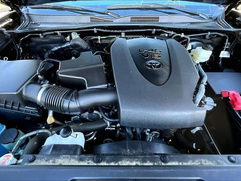 Used 2023 Toyota Tacoma SR5 w/ SX Package image 29