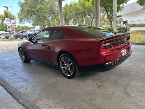 New 2025 Dodge Charger Daytona Scat Pack w/ Track Pack AWD/4WD image 4