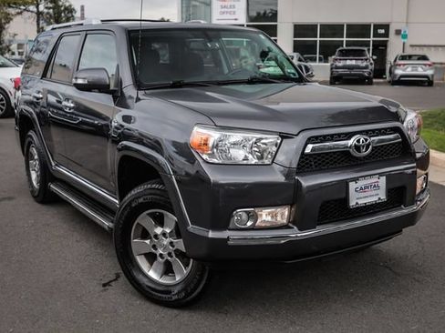 Used 2013 Toyota 4Runner SR5 w/ Convenience Pkg AWD/4WD image 7