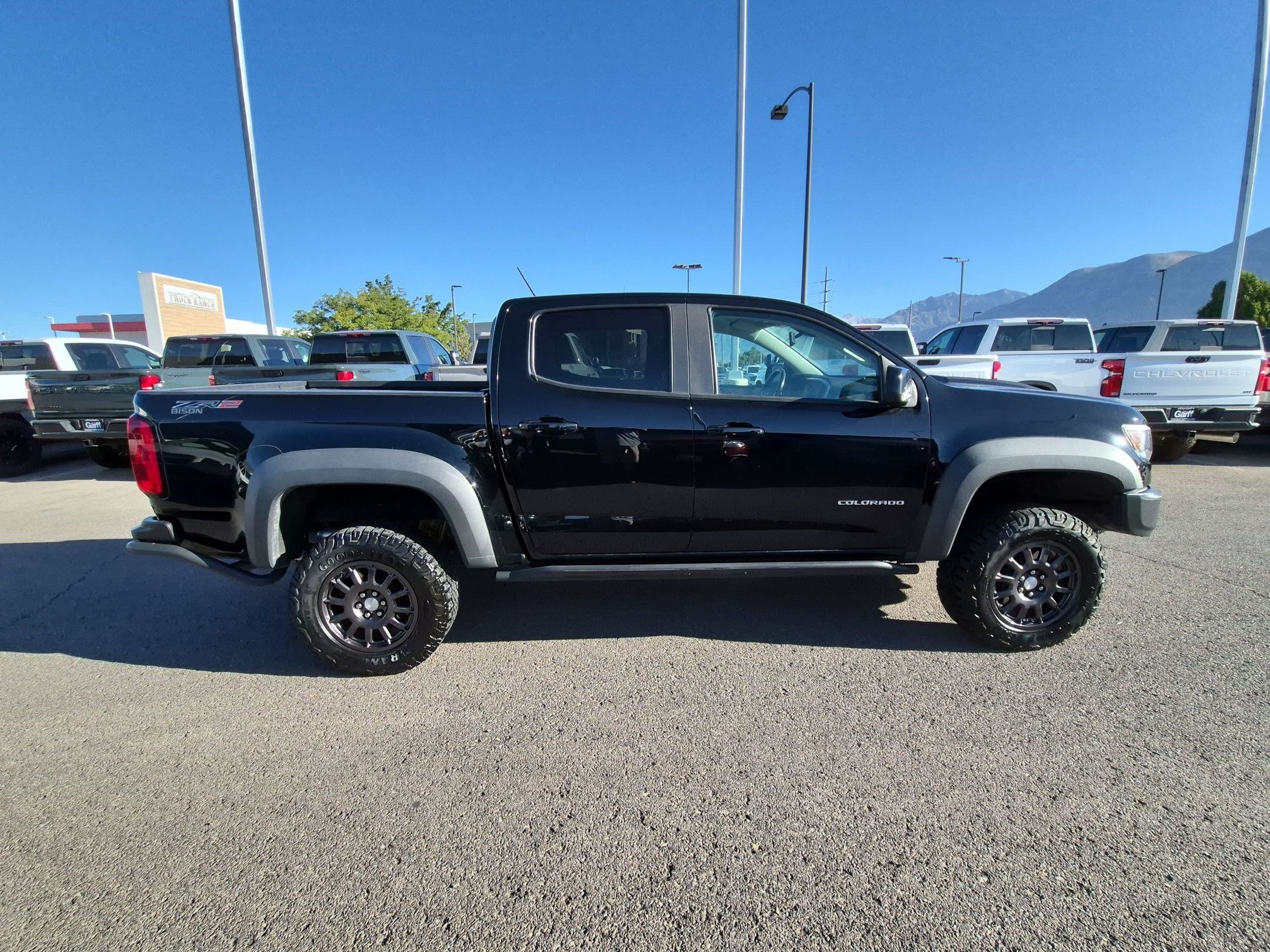 Used 2022 Chevrolet Colorado ZR2 w/ Colorado ZR2 Bison Edition AWD/4WD image 2