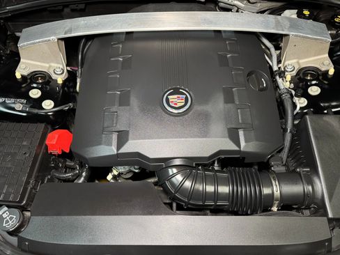 Used 2011 Cadillac CTS Premium image 47