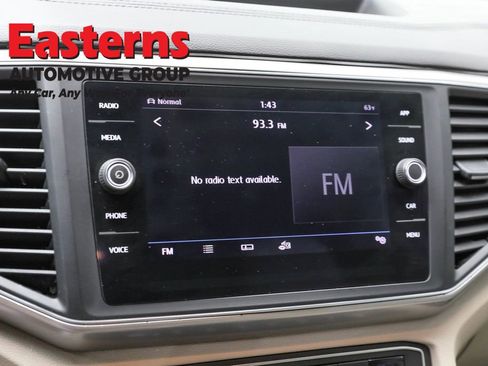 Used 2019 Volkswagen Atlas SE w/ Towing Package image 19