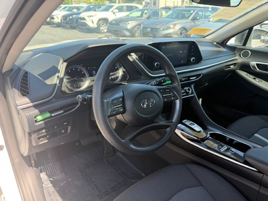 Used 2022 Hyundai Sonata SE FWD image 10