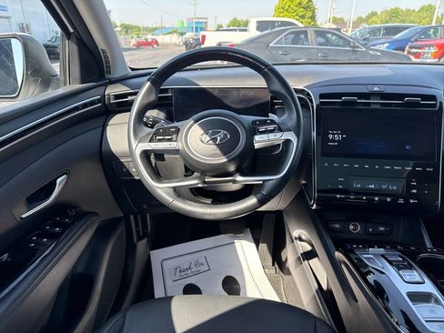 Used 2022 Hyundai Tucson Limited w/ Cargo Package FWD image 17