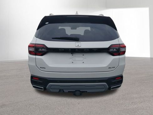 Used 2023 Honda Pilot Elite image 15