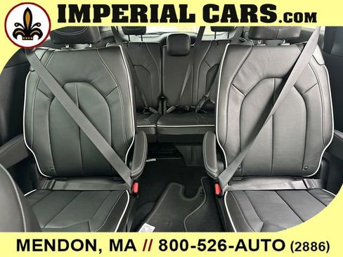 New 2026 Chrysler Pacifica Limited w/ S Appearance Package image 35