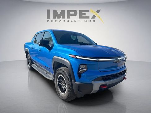 Used 2026 Chevrolet Silverado EV Trail Boss AWD/4WD image 5