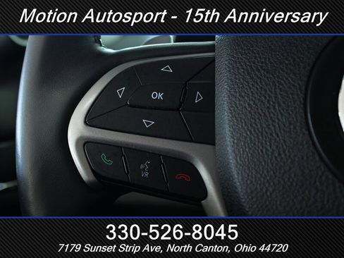 Used 2017 Jeep Grand Cherokee Summit AWD/4WD image 18