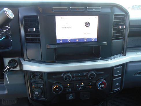 Used 2024 Ford F350 XL w/ XL Chrome Package AWD/4WD image 3